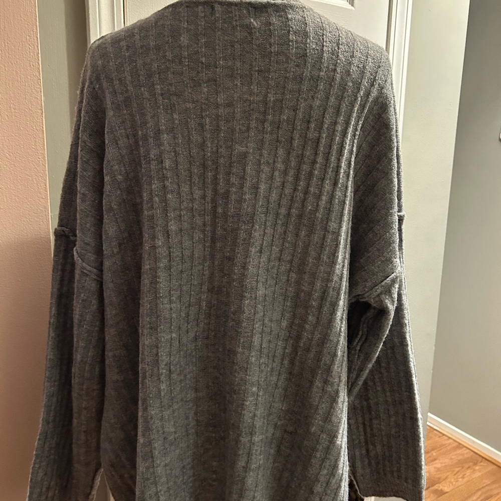 Gray Ribbed Button-Up Women's Top - Picture 2 of 2